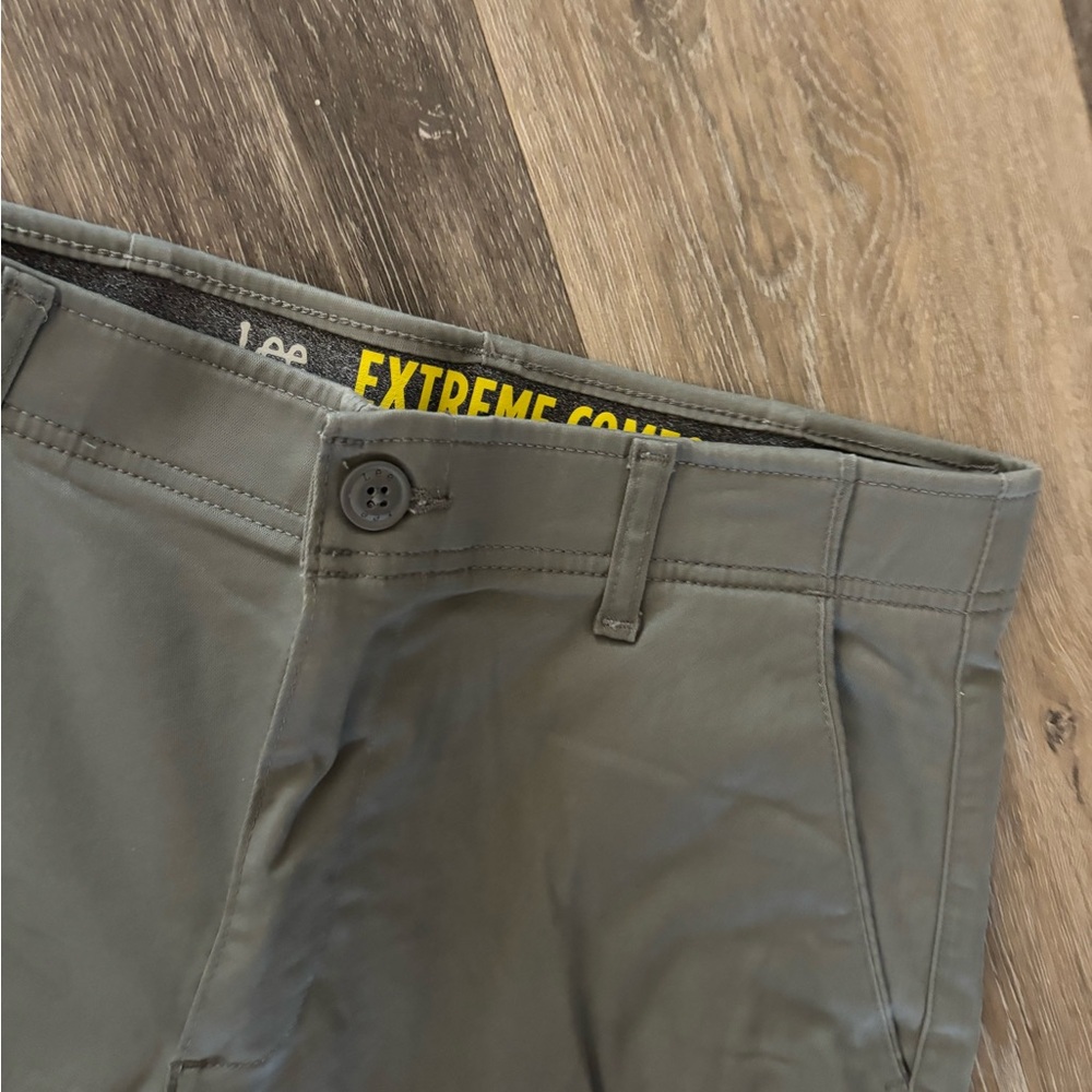 Men's Lee Extreme Comfort Slim Fit Pants Gray Sz 32X34 NWOT - Picture 7 of 10